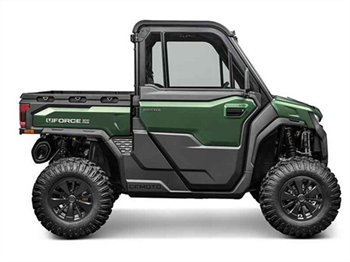 U10 PRO Dvere s elektricky ovládaným oknem (zelené)